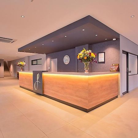 The Pretoria Hotel Bagian luar foto