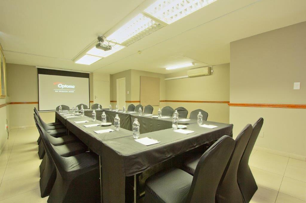 The Pretoria Hotel Bagian luar foto