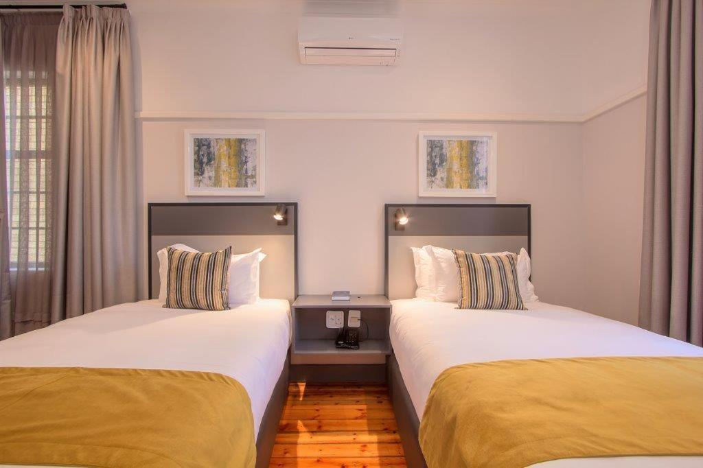 The Pretoria Hotel Bagian luar foto